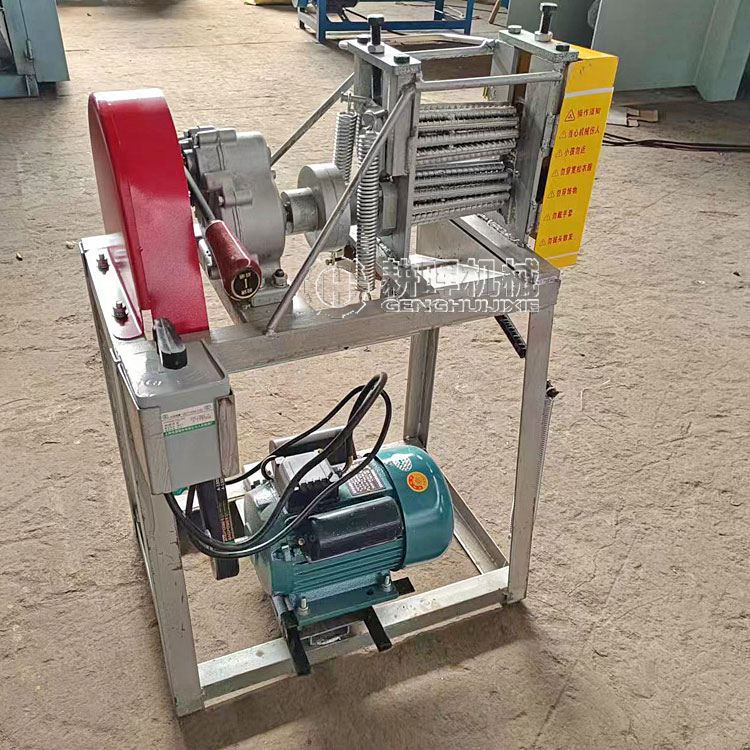 小型树枝去皮机 桑枝桂枝剥皮机 树枝脱皮机