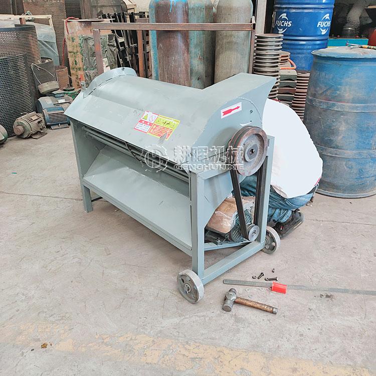 小型菌袋粉碎机 香菇蘑菇菌袋分离机 食用菌菌种 小型菌袋粉碎机 香菇蘑菇菌袋分离机 食用菌菌种