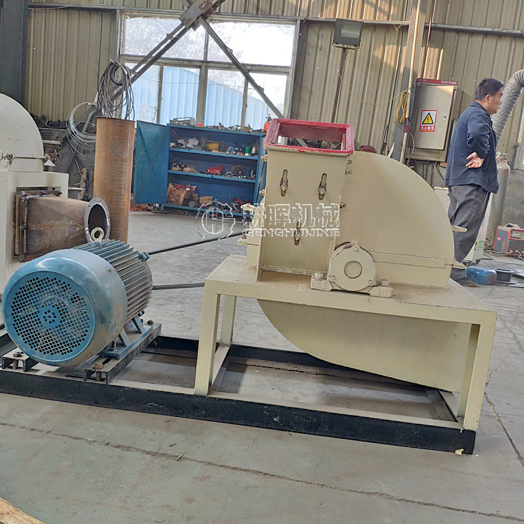 盘式木材刨花机 木材粉碎机 刨花粉碎机 盘式木材刨花机 木材粉碎机 刨花粉碎机