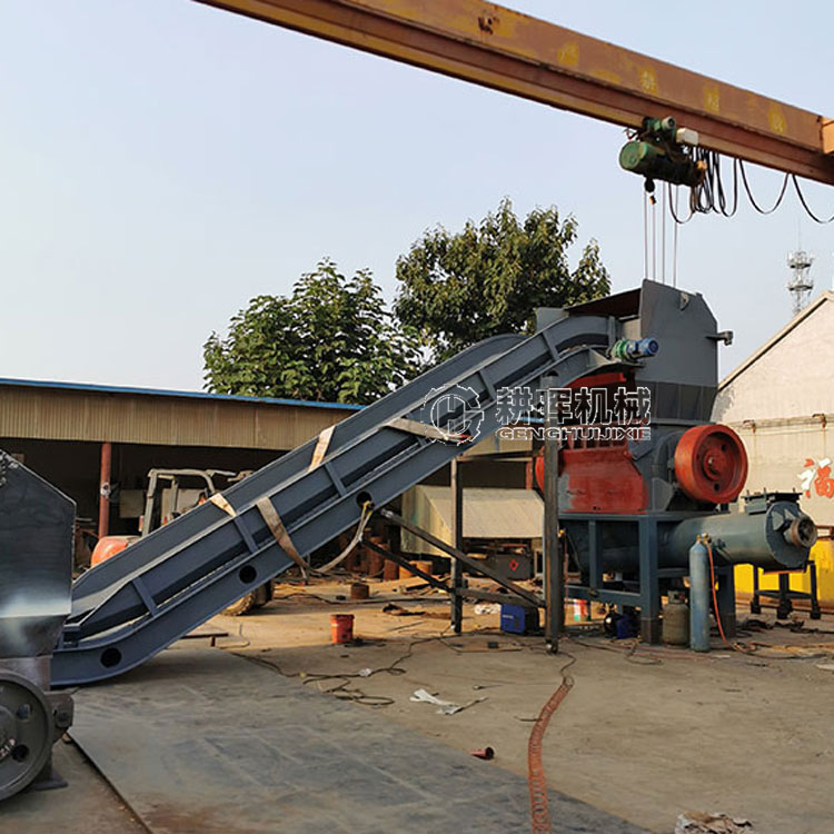 输送带进料编织袋粉碎机